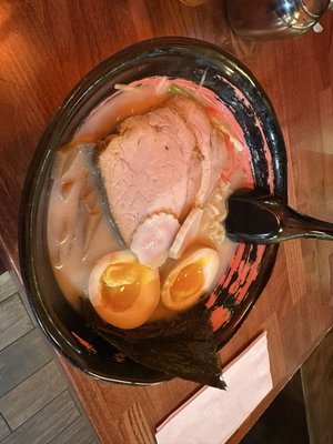 Tanpopo Ramen by null