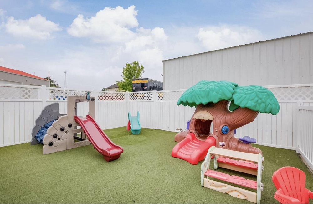 Bright Scholars Learning Center - childcare center in Ozark, MO