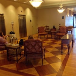 Canyon Medical Center - Building lobby