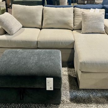 Living Spaces - Floor sample in the store - Furniture Stores Near Me - San Leandro, California Living Spaces - Floor sample in the store - Furniture Stores Near Me - San Leandro, California