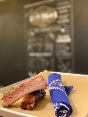 AJ's Pit Bar-B-Q by null