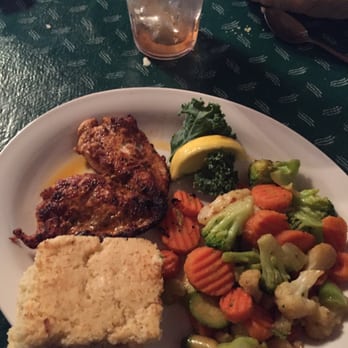 On the River Restaurant - Blackend chicken breast plate with grilled veggies - Seafood Near Me - Freeport, Texas On the River Restaurant - Blackend chicken breast plate with grilled veggies - Seafood Near Me - Freeport, Texas