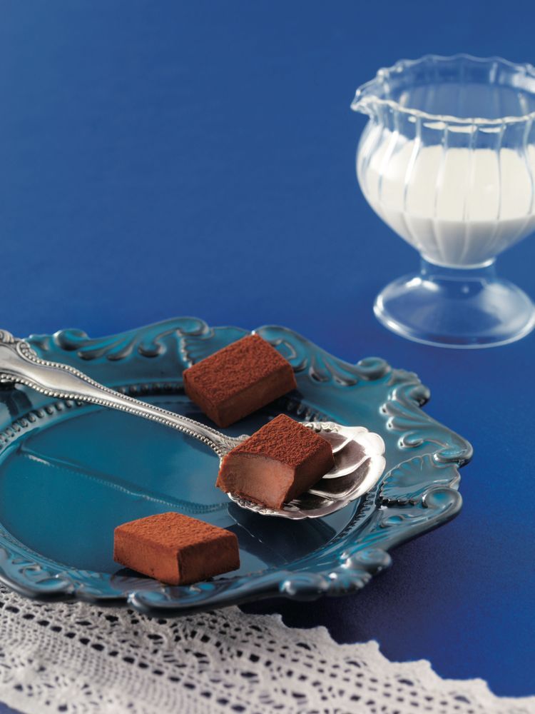 Royce Chocolate Logo