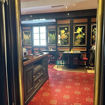 Yuen China-Restaurant - Inside - Chinese Near Me - Salzburg, 5