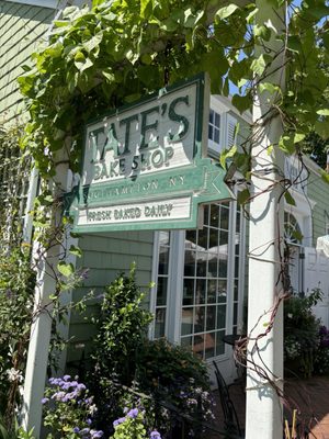 Tate's Bake Shop by null
