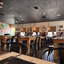 Medellín Burger Steak & Bar - Interior