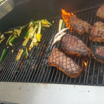 Miami Q Catering - Caterers Near Me