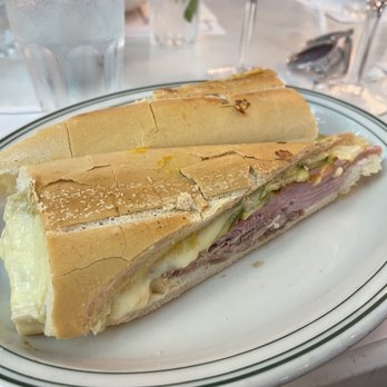 Versailles - Versailles Especial - Cuban Near Me - Miami, Florida Versailles - Versailles Especial - Cuban Near Me - Miami, Florida