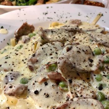 Eric's Italian Bistro - Fettuccine Carbonara Pasta - Italian Near Me - Mineola, New York