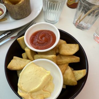 Little Lion Cafe - Side of Belgian lion potatoes ($8), served with mayo and homemade ketchup - Cafes Near Me - San Diego, California