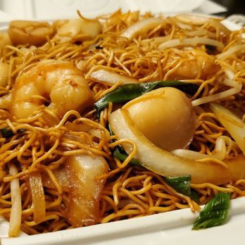 Joyale Seafood Restaurant - Some seafood noodle dish that I didn't order - Seafood Near Me - Seattle, Washington
