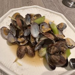 Jin Yong - Clams... confusing
