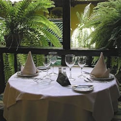 Restaurante Régulo - Dining on the upper level.