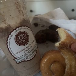 KD's Donuts