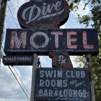 The Dive Motel - Hotels Near Me - Nashville, Tennessee The Dive Motel - Hotels Near Me - Nashville, Tennessee