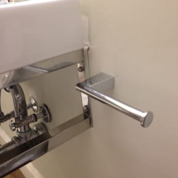 Barlow Hotel - Sink falling off wall. Broken and damaged drywall. - Hotels Near Me - Hudson, New York