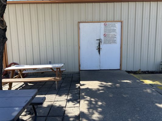 Davis Grocery & BBQ by null