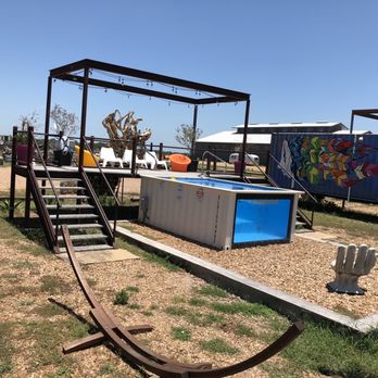 Flophouze Shipping Container Hotel - Container pool right next to Houze #4 - Hotels Near Me - Round Top, Texas