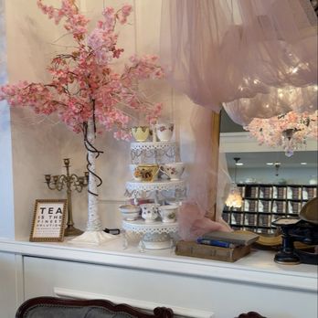Neverland Tea Salon - Area - Coffee & Tea Near Me - Vancouver, British Columbia