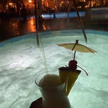 Pacific Terrace Hotel - Jacuzzi was perfect - San Diego, CA