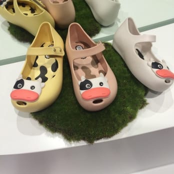 M Dreams - Shoe Stores Near Me - Sydney, NSW