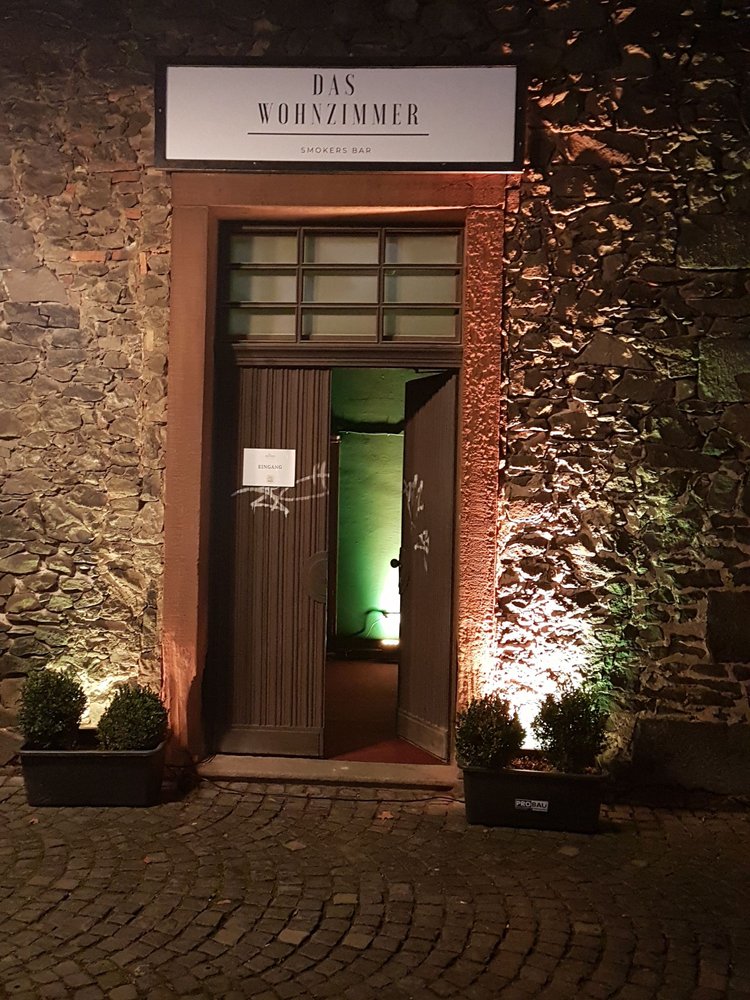DAS WOHNZIMMER - Schloßplatz, Hanau, Hessen, Germany - Bars - Phone ...