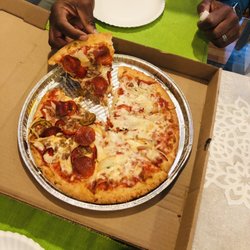 Ossining Pizzeria and Restaurant - Very expensive , terrible gluten-free pizza!