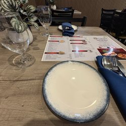 Nelmani Indian Cuisine - Seating