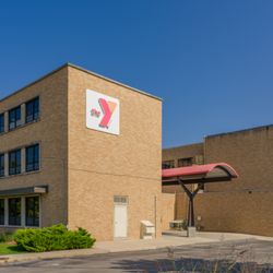 Waukesha YMCA - Waukesha YMCA Exterior