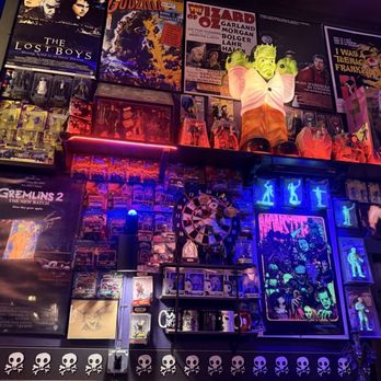 Famous Monster Pizza - Pizza Near Me - Decatur, Indiana Famous Monster Pizza - Pizza Near Me - Decatur, Indiana