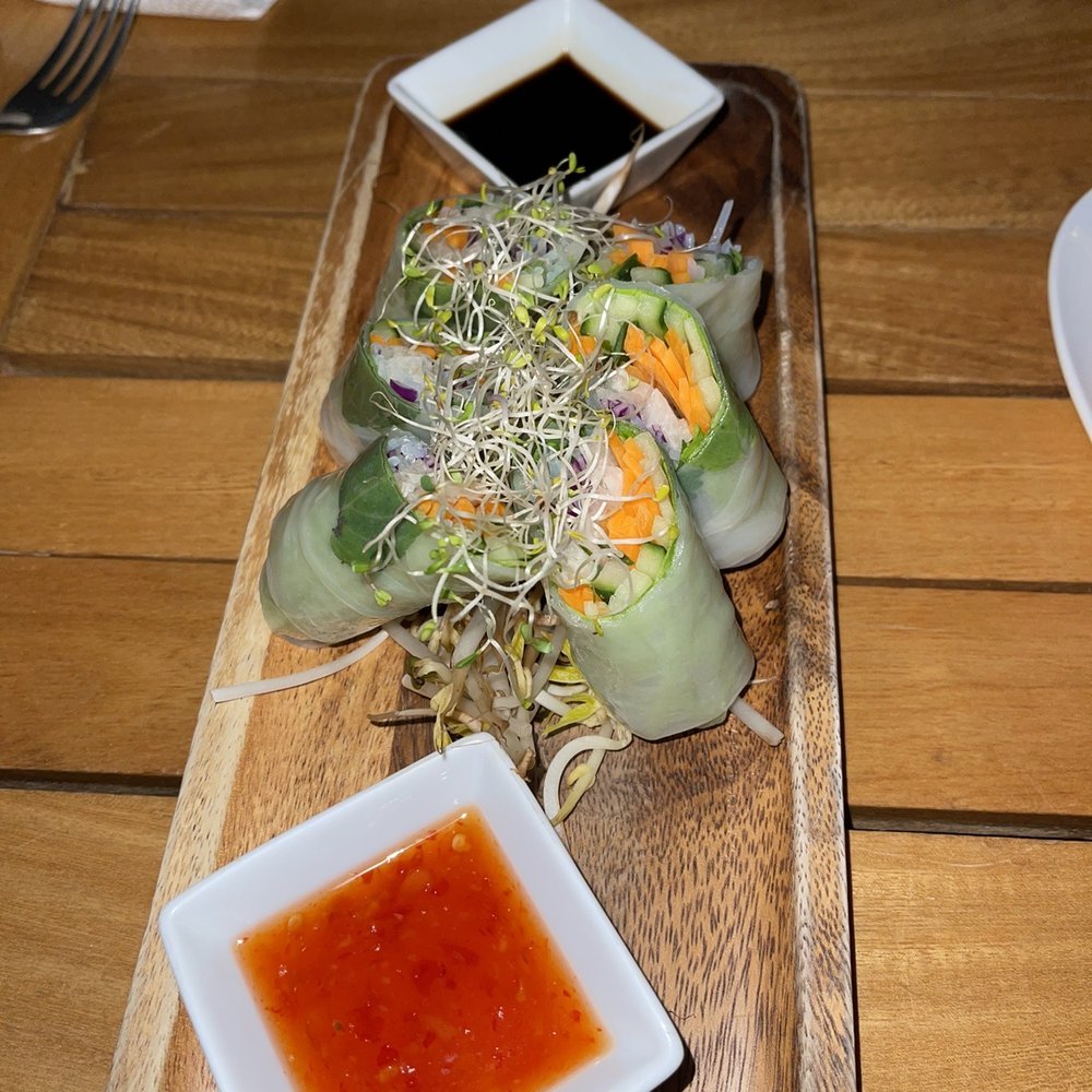 Mercader - Spring Rolls - Thai Near Me - La Crucecita, OAX