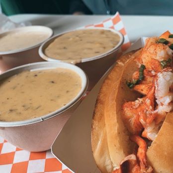 Pike Place Chowder - Connecticut-Style Lobster Roll - Served Warm. Clam Chowder 4-Sampler Feasts - Seafood Near Me - Seattle, Washington Pike Place Chowder - Connecticut-Style Lobster Roll - Served Warm. Clam Chowder 4-Sampler Feasts - Seafood Near Me - Seattle, Washington