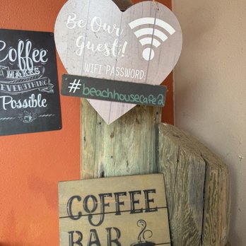 Lover's Point Beach Cafe - Cafes Near Me - Pacific Grove, California