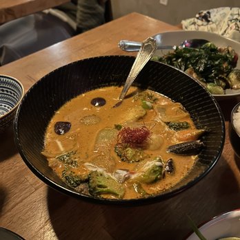 Wayla - Maa's gaeng pak (veggie curry) - Thai Near Me - New York, New York Wayla - Maa's gaeng pak (veggie curry) - Thai Near Me - New York, New York