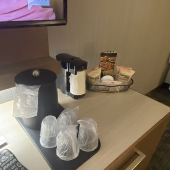 Courtyard by Marriott Dayton North - Coffee maker and fixings. - Hotels Near Me - Dayton, Ohio Courtyard by Marriott Dayton North - Coffee maker and fixings. - Hotels Near Me - Dayton, Ohio