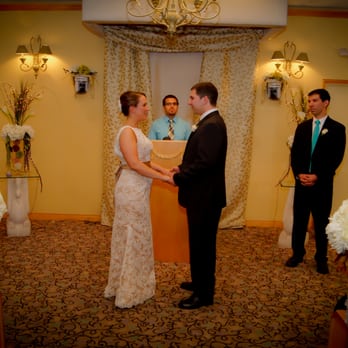 Mon Bel Ami Wedding Chapel - ceremony picture - Wedding Planning Near Me - Las Vegas, Nevada Mon Bel Ami Wedding Chapel - ceremony picture - Wedding Planning Near Me - Las Vegas, Nevada