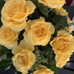 Arbour's Flower Shoppe - Beautiful yellow roses.