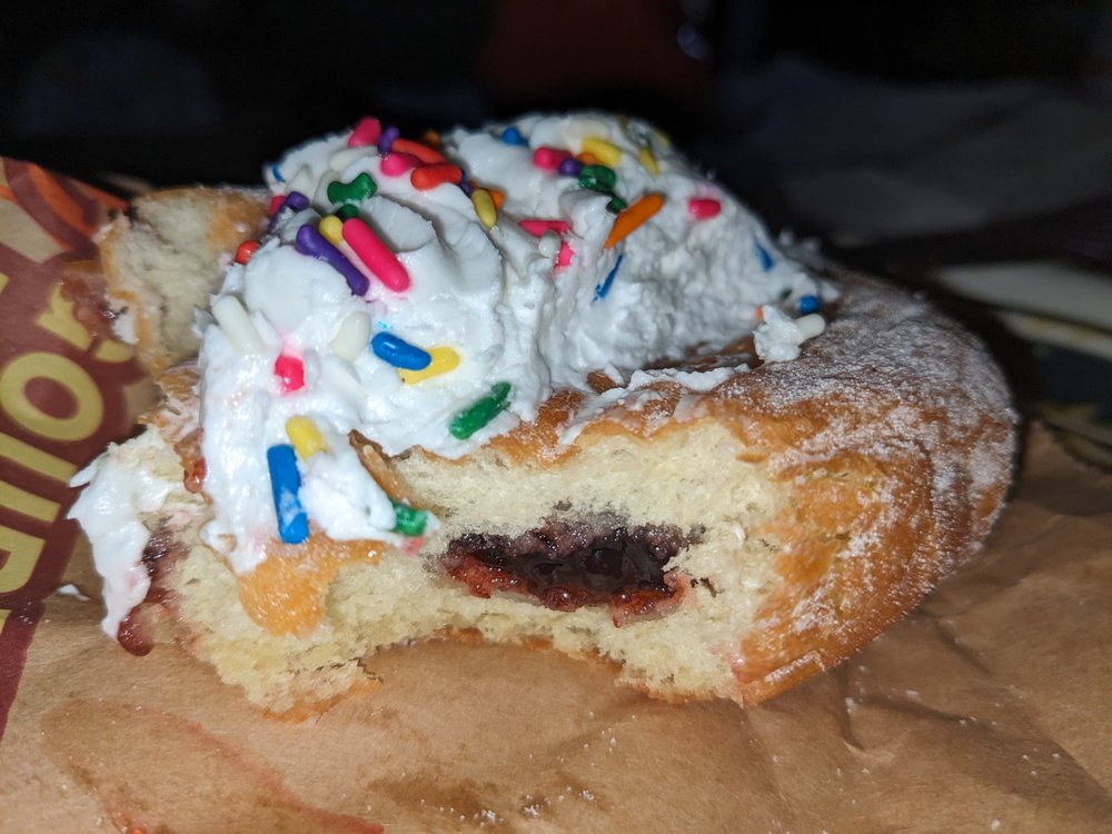 Social spots from Gourmet Donuts