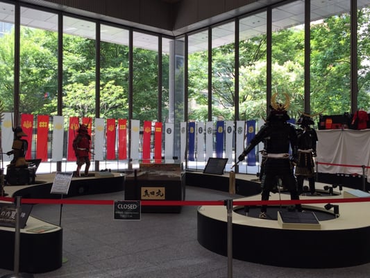 Marunouchi Building by null