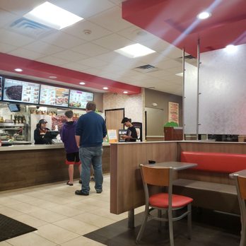 Burger King - diners waiting for their orders - Fast Food Near Me - Snohomish, Washington Burger King - diners waiting for their orders - Fast Food Near Me - Snohomish, Washington