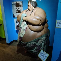 Ripley's Believe It or Not! - World's heaviest dude