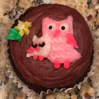 Cakes by B's Blue House Bakery - Mama "hootie" with baby! Such a fun surprise for mom-to-be and her guests (Chi O's)! - Coffee & Tea Near Me - Jamestown, North Carolina