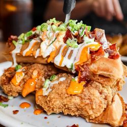 Stacked Chicken & Waffles (@joeynht)