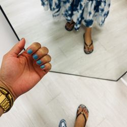 Natural Nail Theory - Dazzle dry mani pedi