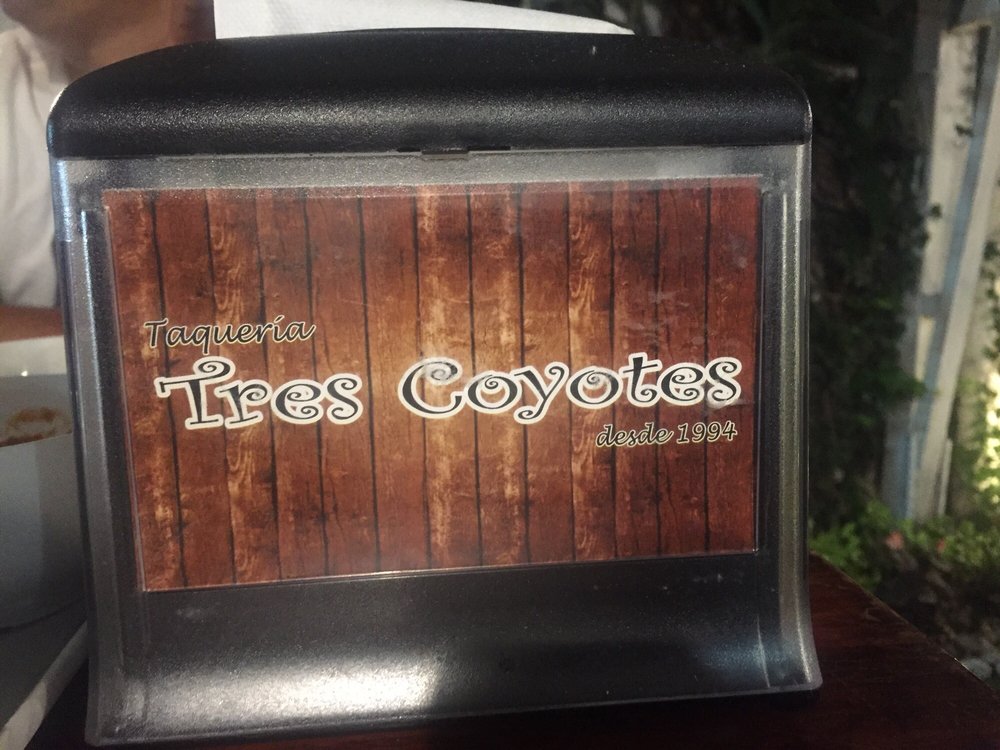 TRES COYOTES Ignacio Aldama 2, Ciudad de México, CDMX, Mexico Tacos