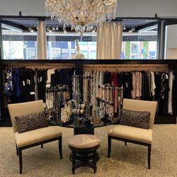 Robert Ellis Boutique