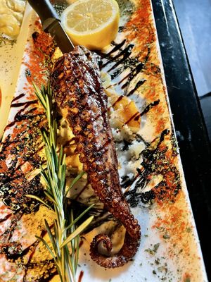 Little Madrid Tapas-Café by null