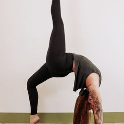 Autumn Morse, Founder of Mendo Hot Spot LLC. Teacher of Yoga and Pilates.