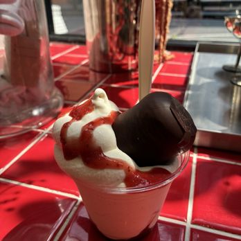 Slik - Ice Cream & Frozen Yogurt Near Me - New York, New York Slik - Ice Cream & Frozen Yogurt Near Me - New York, New York