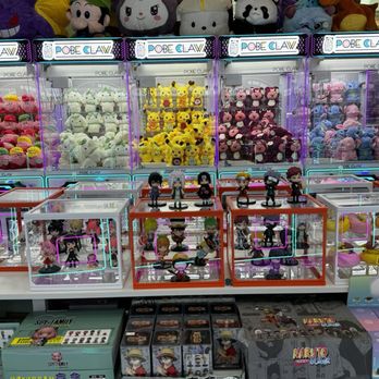 Pobe Claw - Claw machines with such cute plushies!! - Arcades Near Me - Los Angeles, California